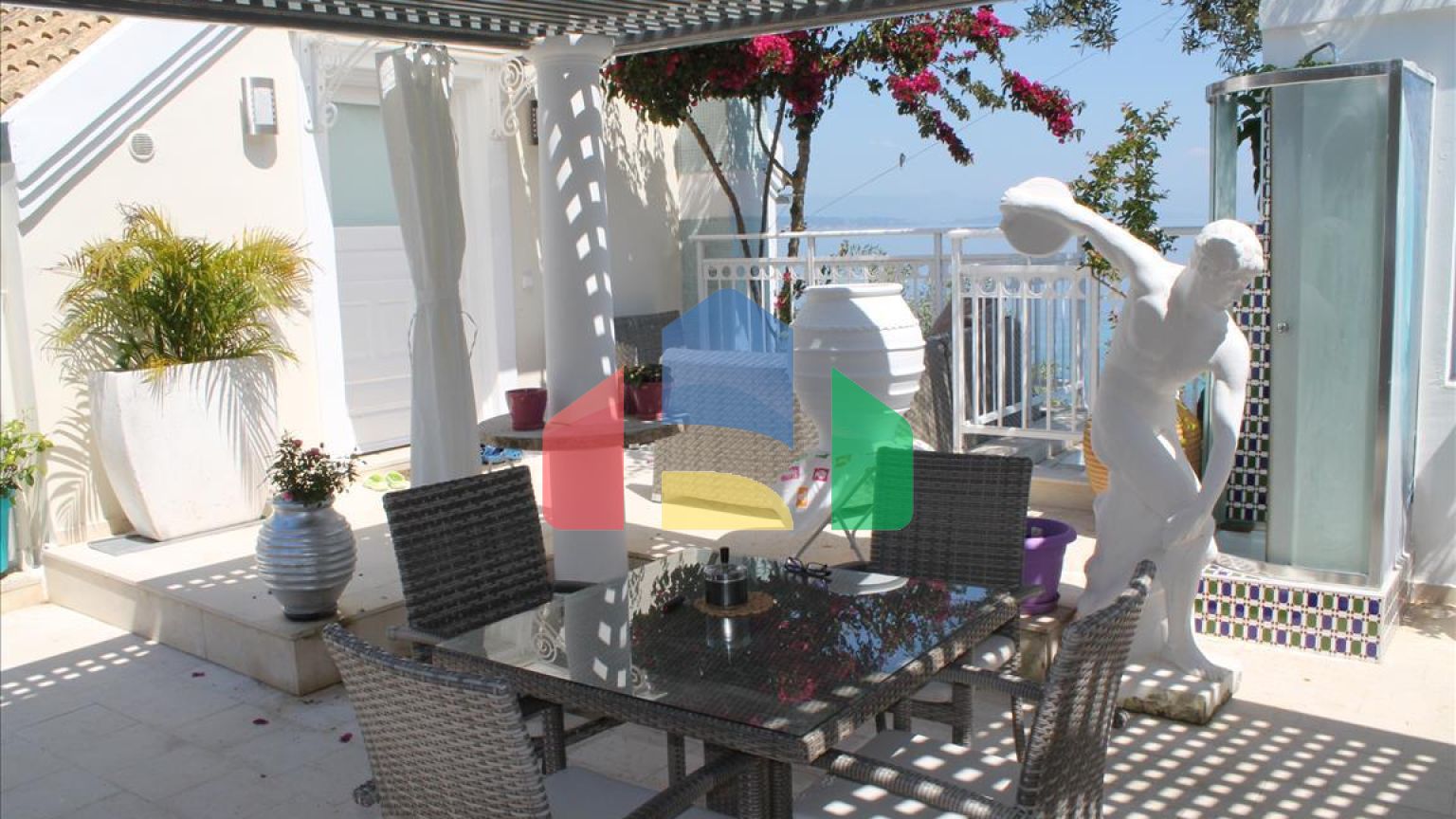 Продажа - Вилла 250 m² на о. Корфу