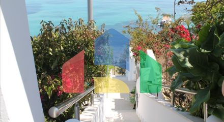 Продажа - Вилла 250 m² на о. Корфу