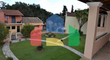 Продаж - Котедж 260 m² на о. Корфу