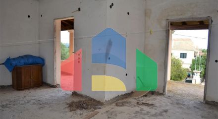 Продаж - Котедж 260 m² на о. Корфу