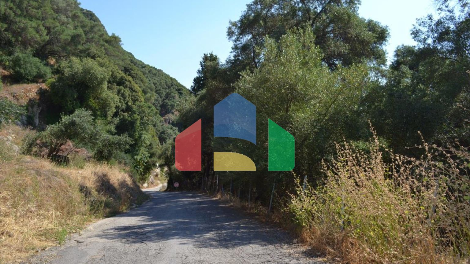 Продаж - Земельна ділянка 4450 m² на о. Корфу