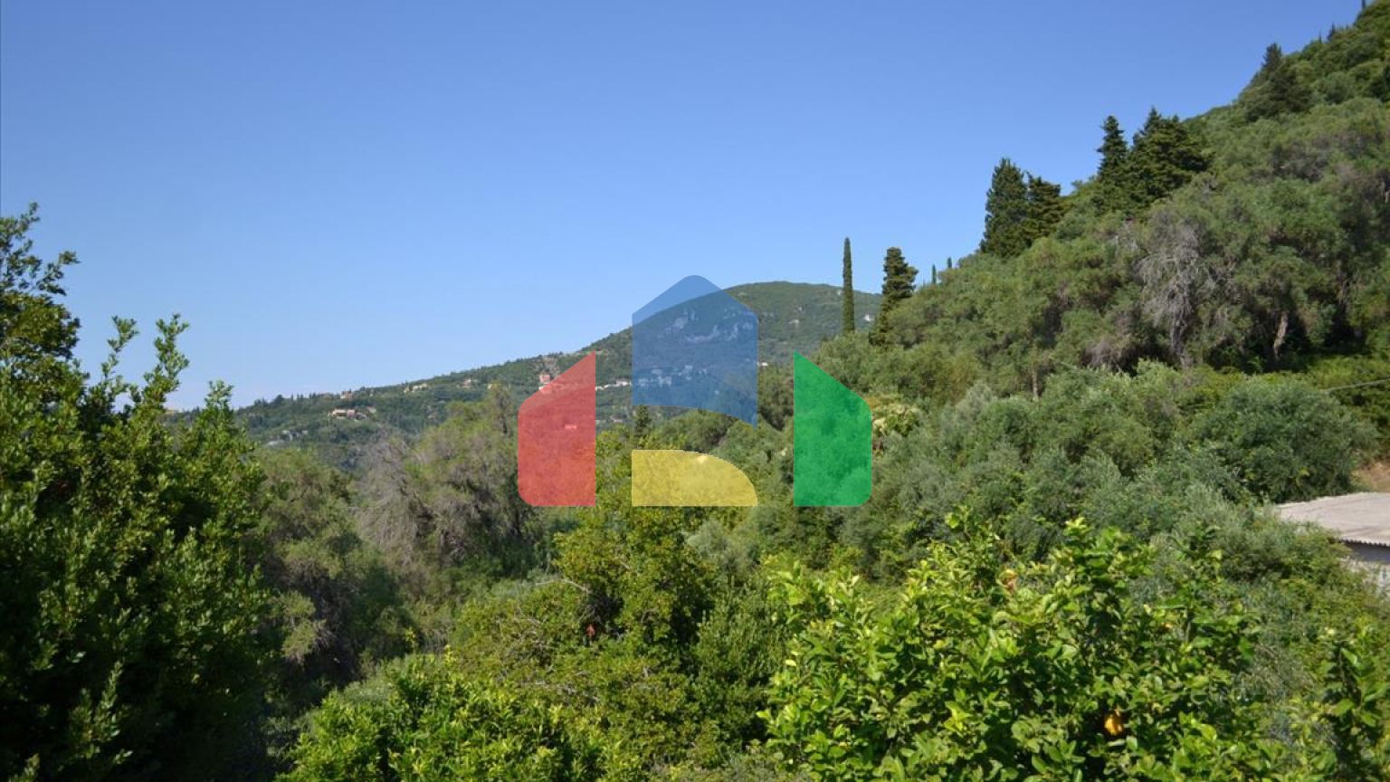 Продаж - Земельна ділянка 4450 m² на о. Корфу