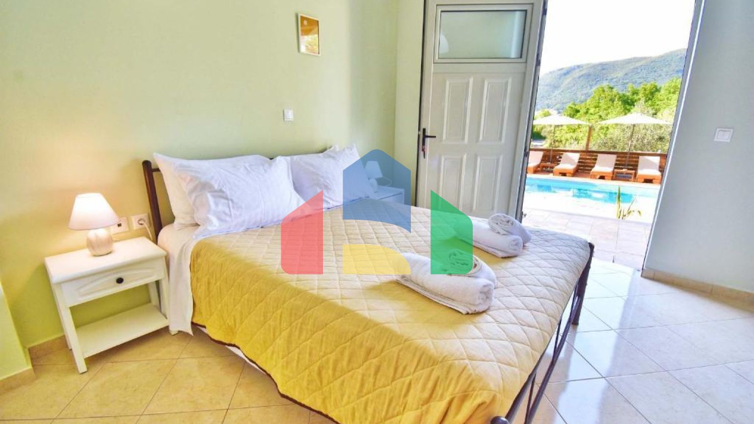 Продаж - Вілла 340 m² на о. Корфу