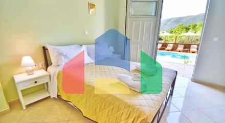 Продаж - Вілла 340 m² на о. Корфу