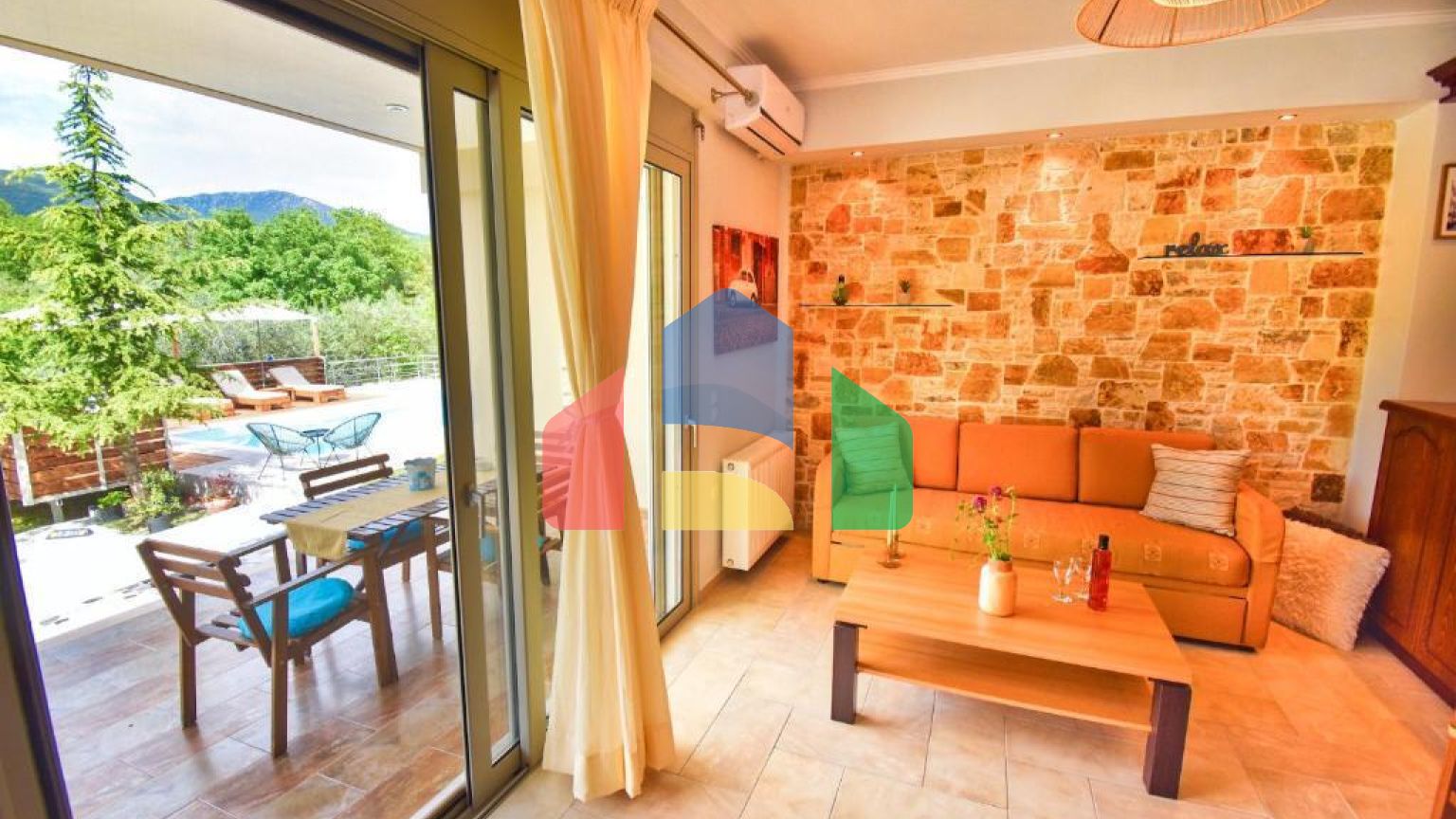 Продаж - Вілла 340 m² на о. Корфу