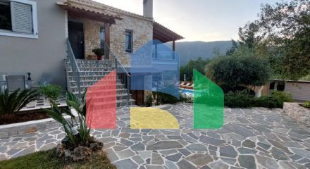 Продаж - Вілла 340 m² на о. Корфу