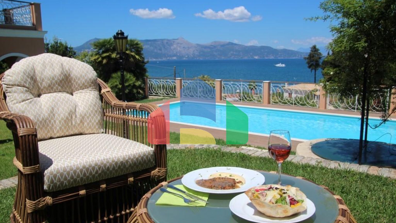 Продажа - Вилла 470 m² на о. Корфу