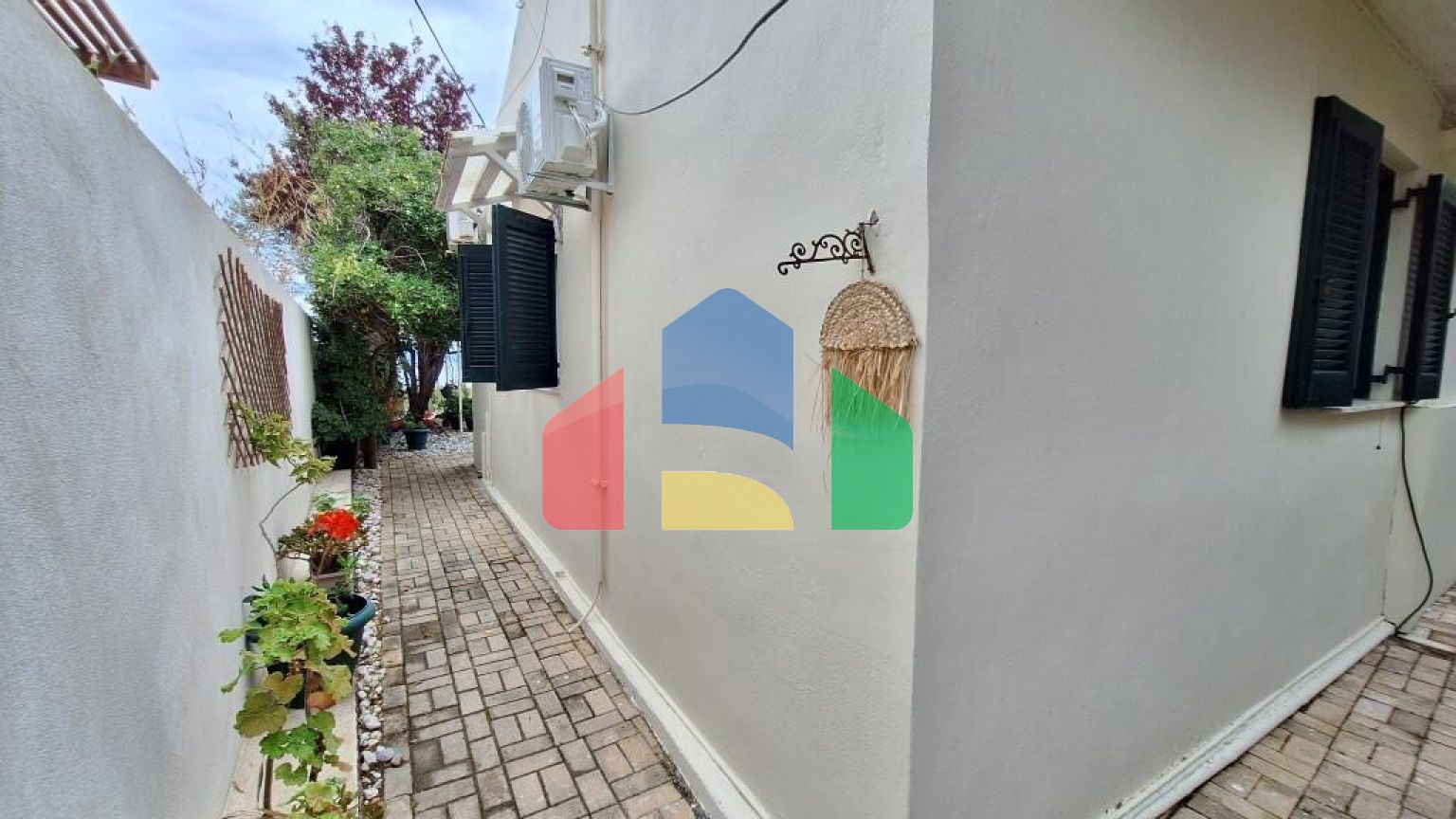 Продажа - Таунхаус 70 m² на о. Корфу