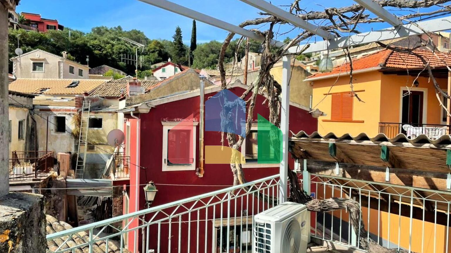 Продажа - Таунхаус 147 m² на о. Корфу