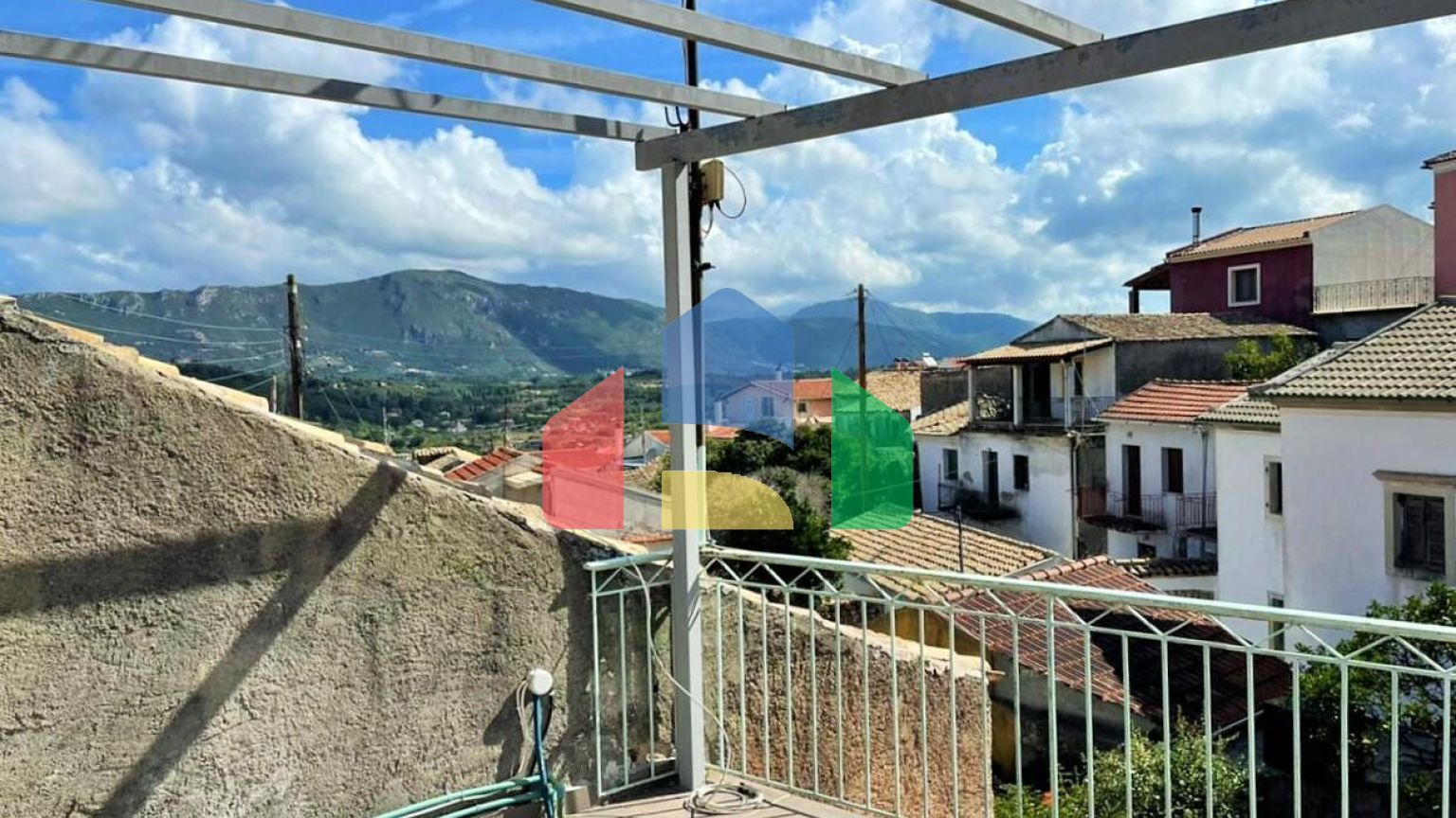 Продажа - Таунхаус 147 m² на о. Корфу