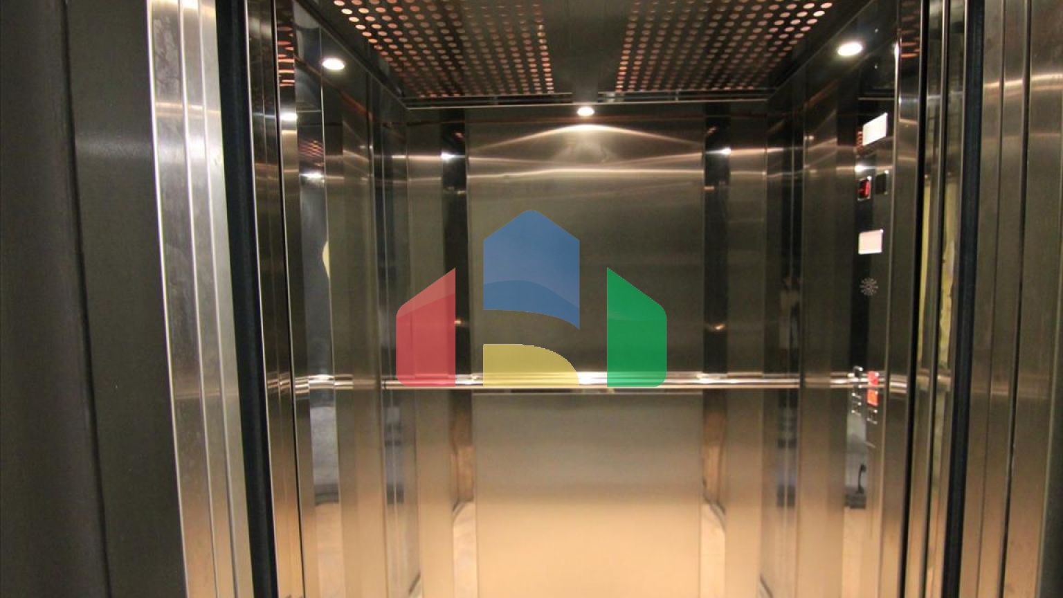 Продажа - Бизнес 1000 m² на о. Корфу