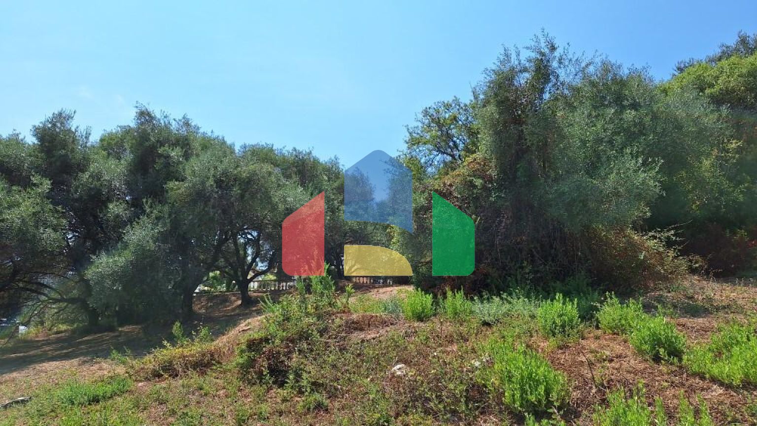 Продажа - Земельный участок 12000 m² на о. Корфу