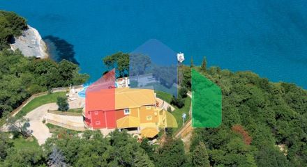 For Sale - Villa 390 m² in Corfu
