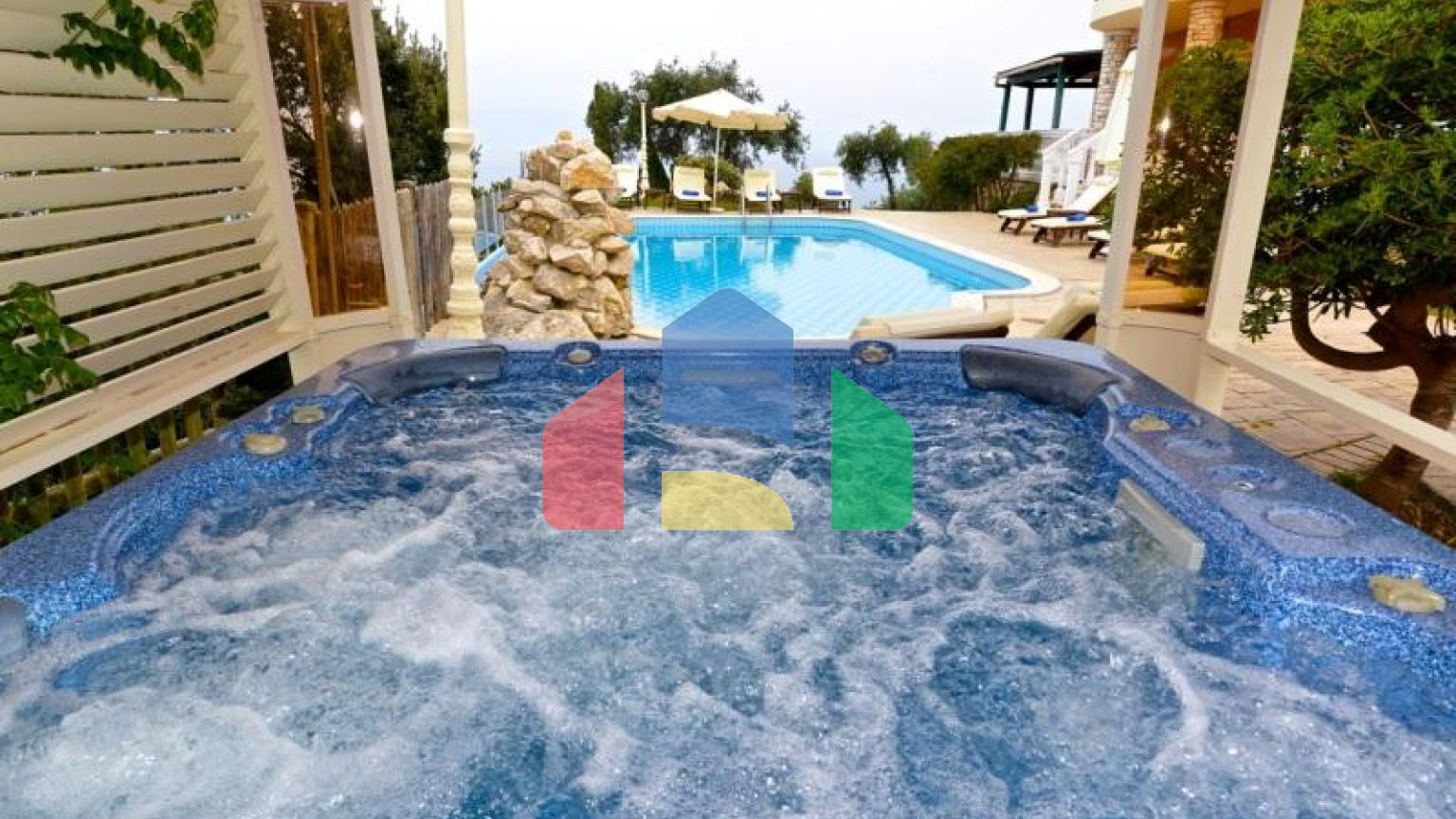 Продажа - Вилла 390 m² на о. Корфу