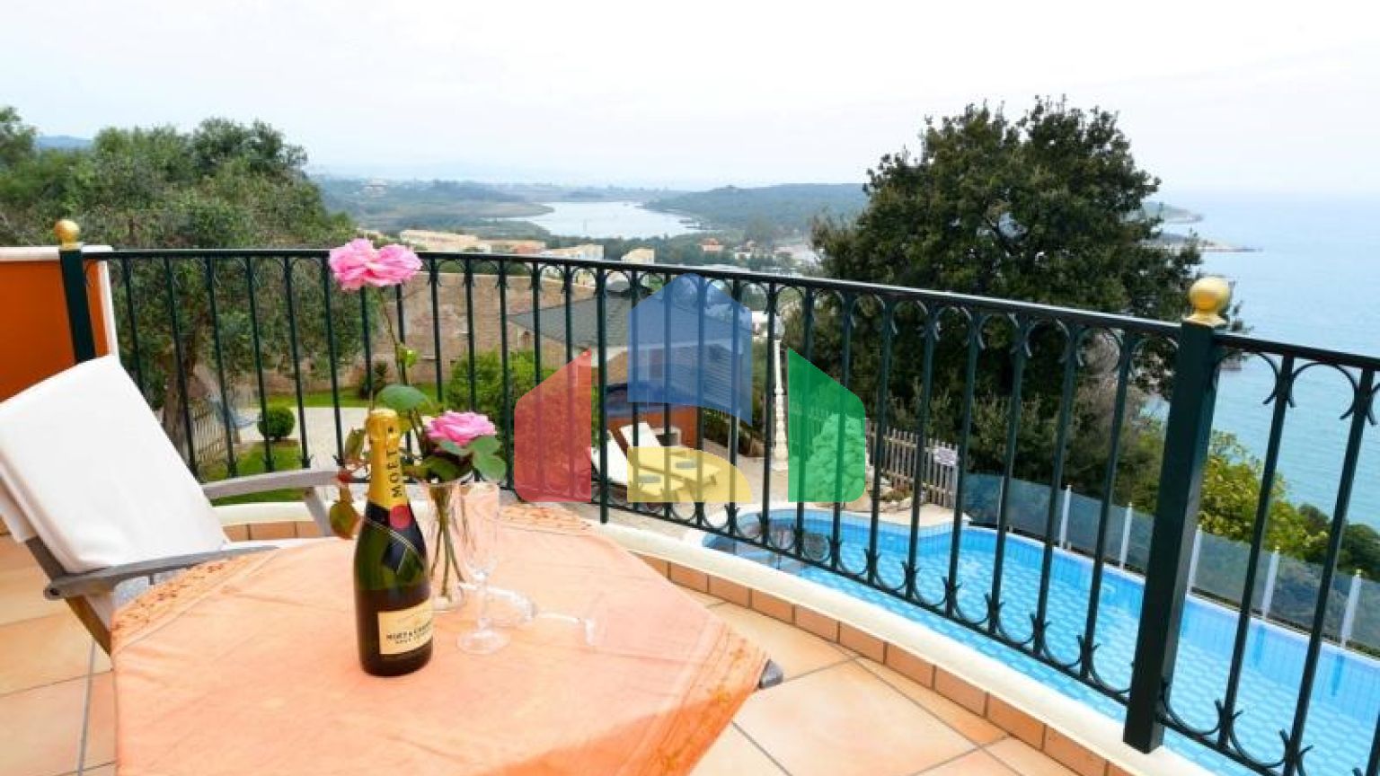 Продажа - Вилла 390 m² на о. Корфу