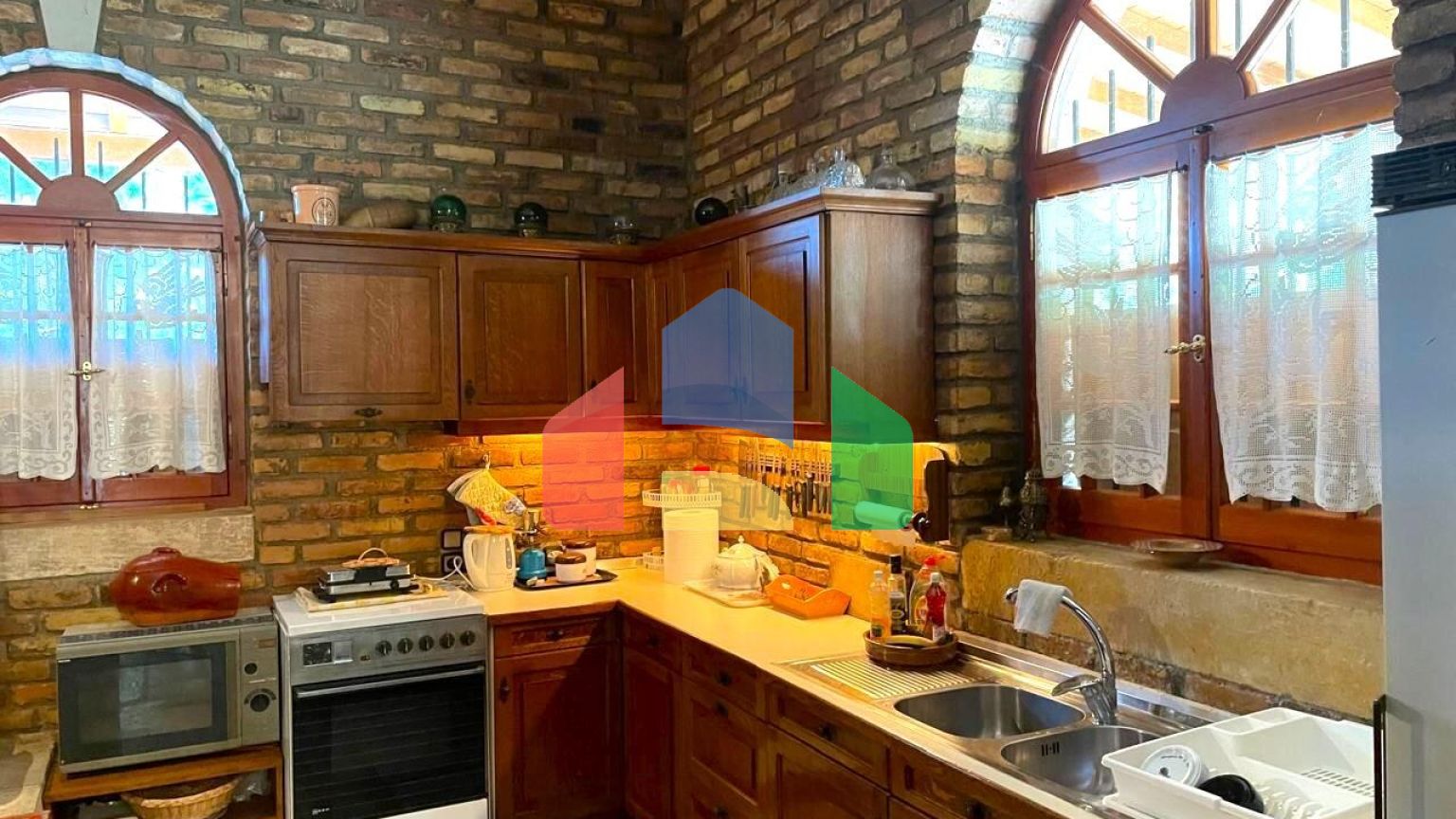 Продажа - Коттедж 340 m² на о. Корфу