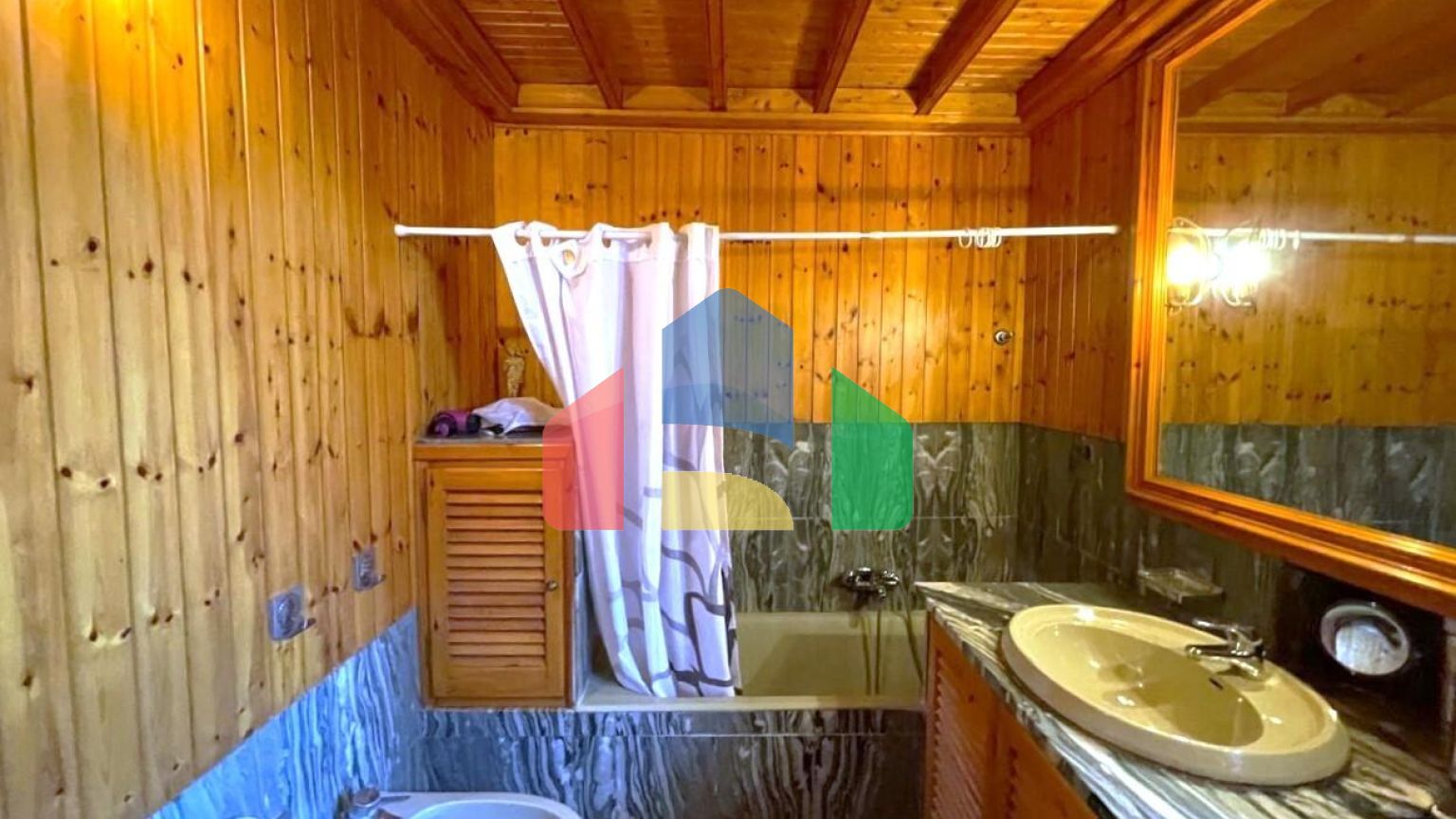 Продажа - Коттедж 340 m² на о. Корфу