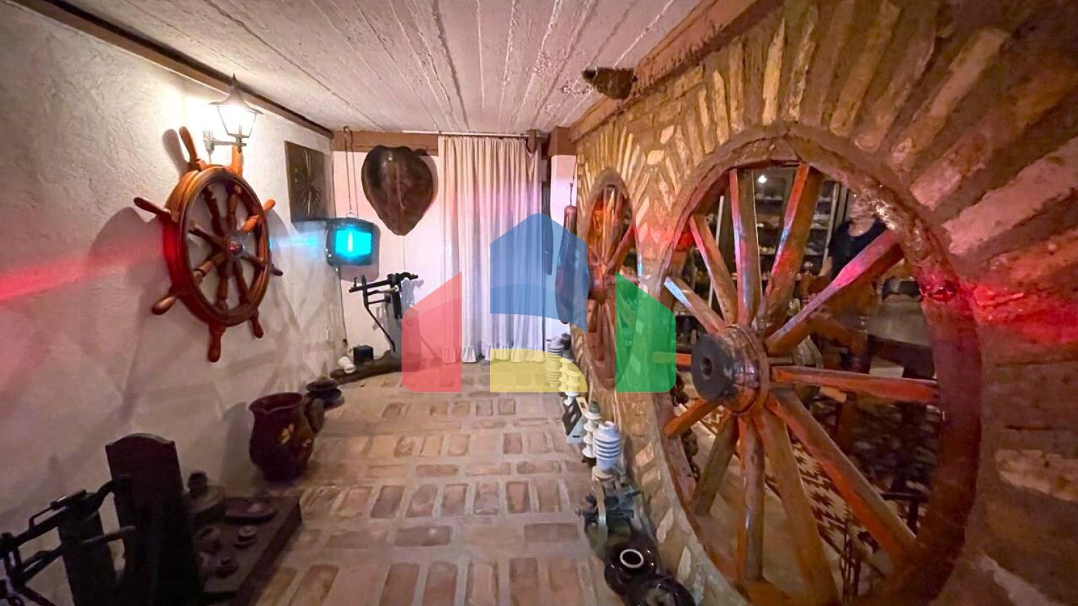 Продажа - Коттедж 340 m² на о. Корфу