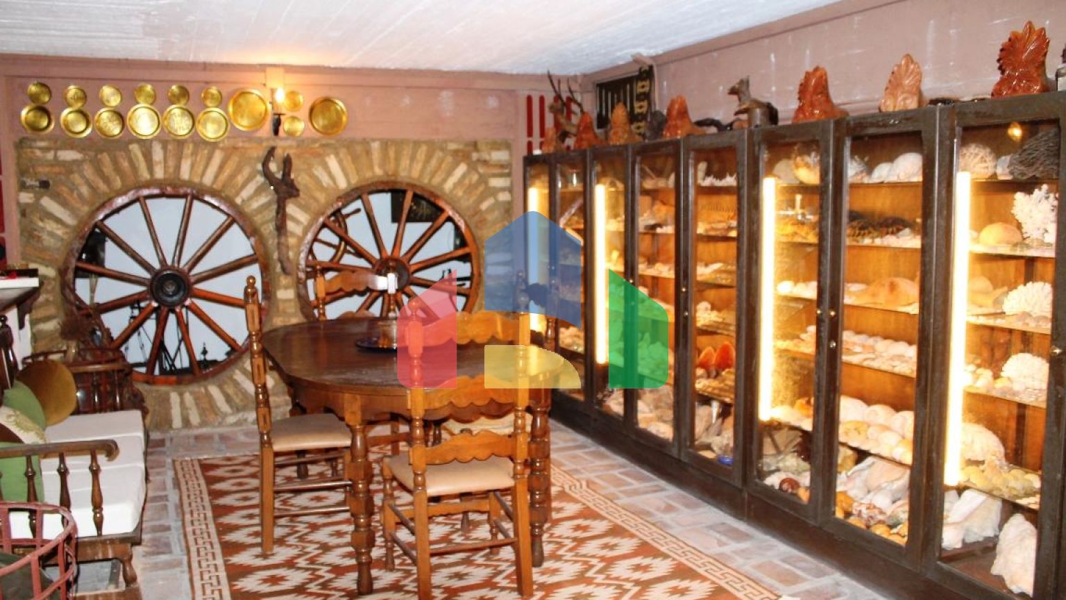 Продажа - Коттедж 340 m² на о. Корфу