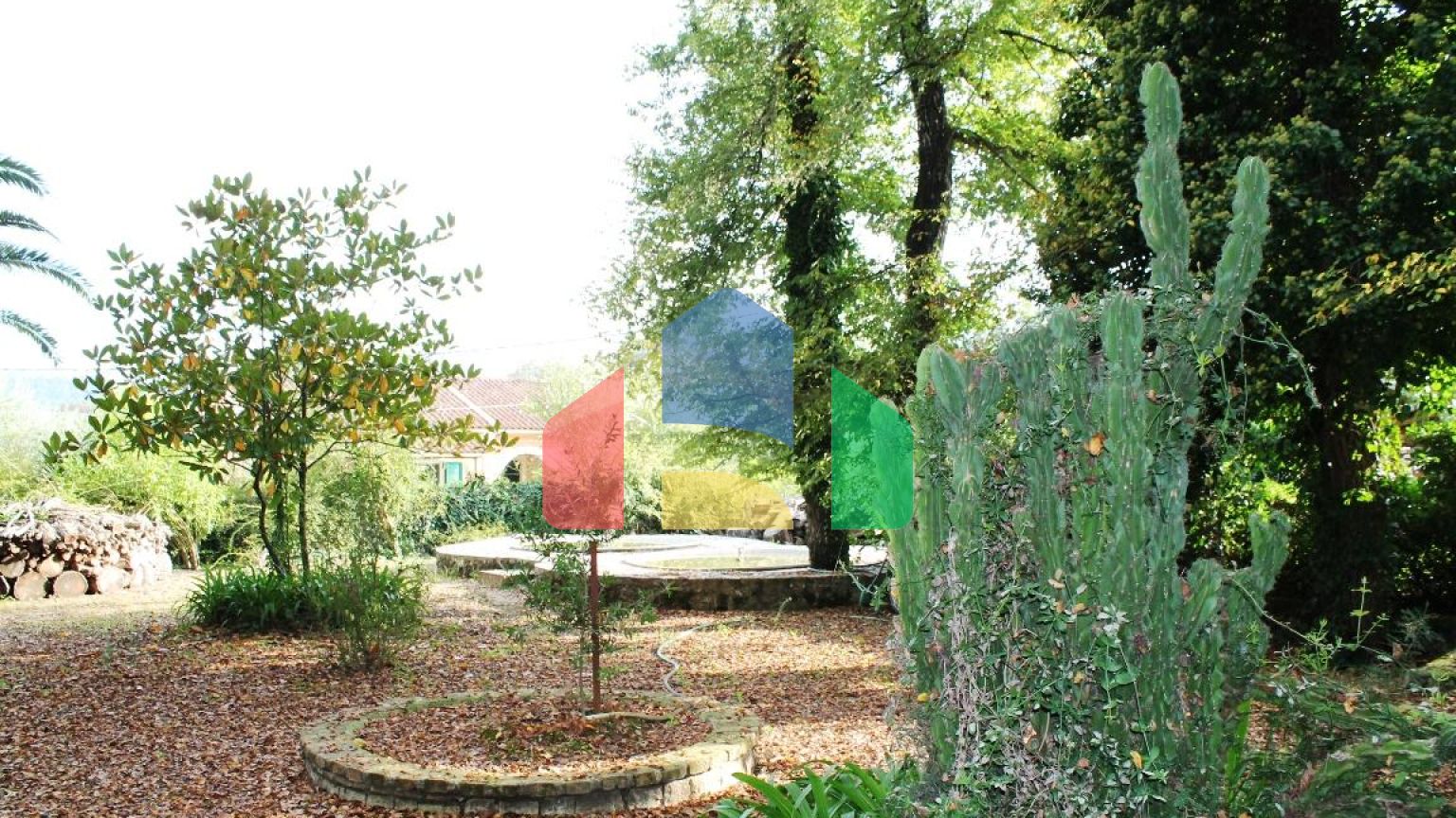 Продажа - Коттедж 340 m² на о. Корфу