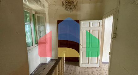 Продажа - Коттедж 220 m² на о. Корфу