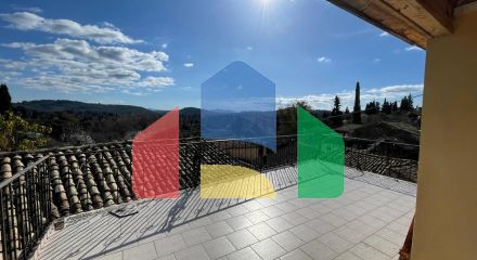 Продажа - Коттедж 220 m² на о. Корфу