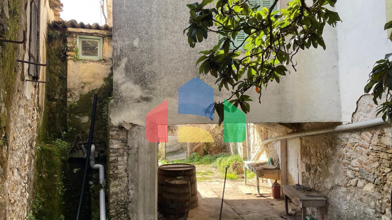 Продажа - Коттедж 220 m² на о. Корфу