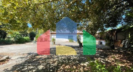 Продаж - Будівля 300 m² на о. Корфу