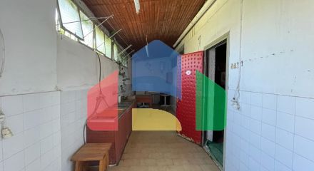 Продаж - Будівля 300 m² на о. Корфу