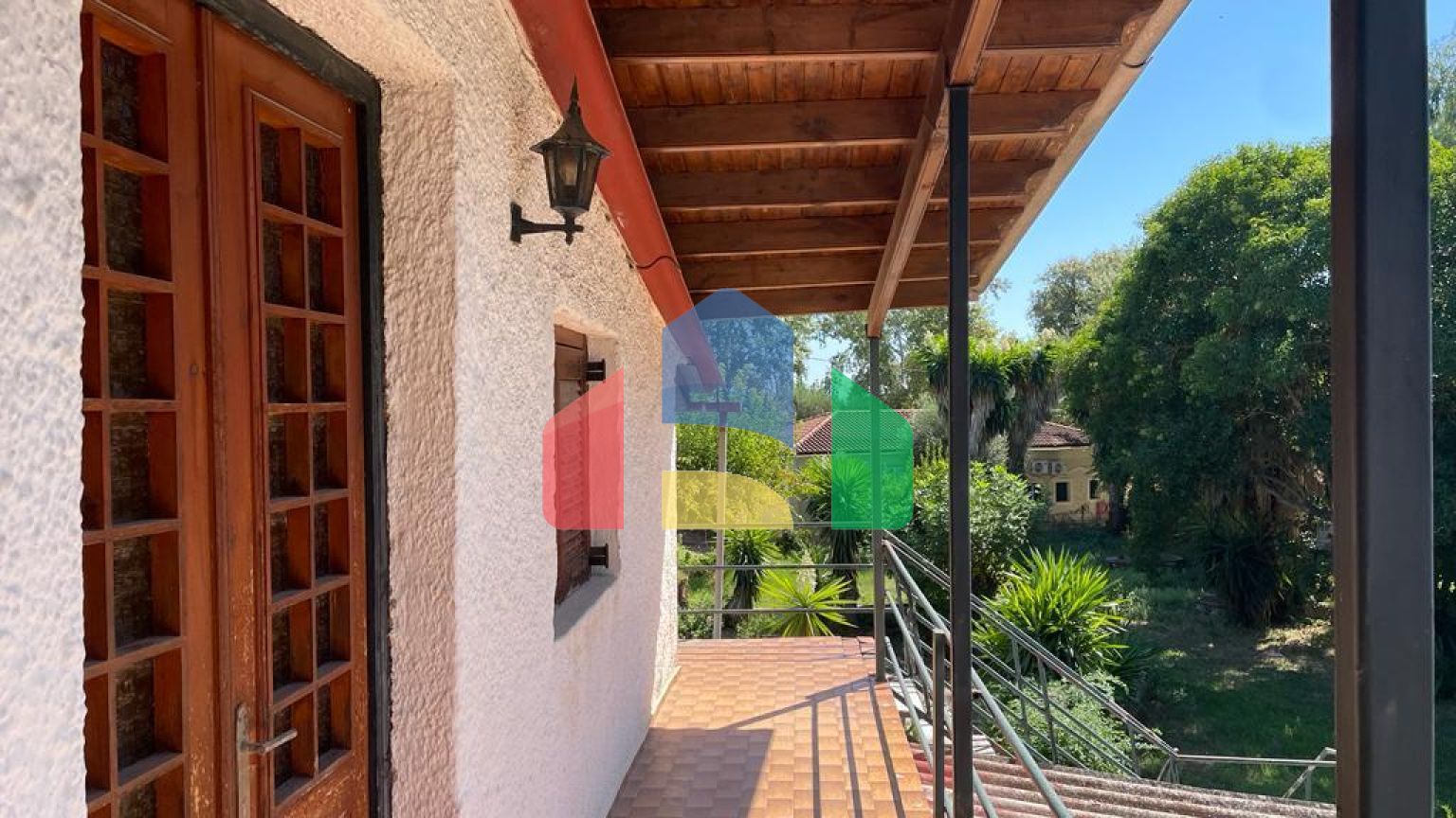 Продаж - Будівля 300 m² на о. Корфу