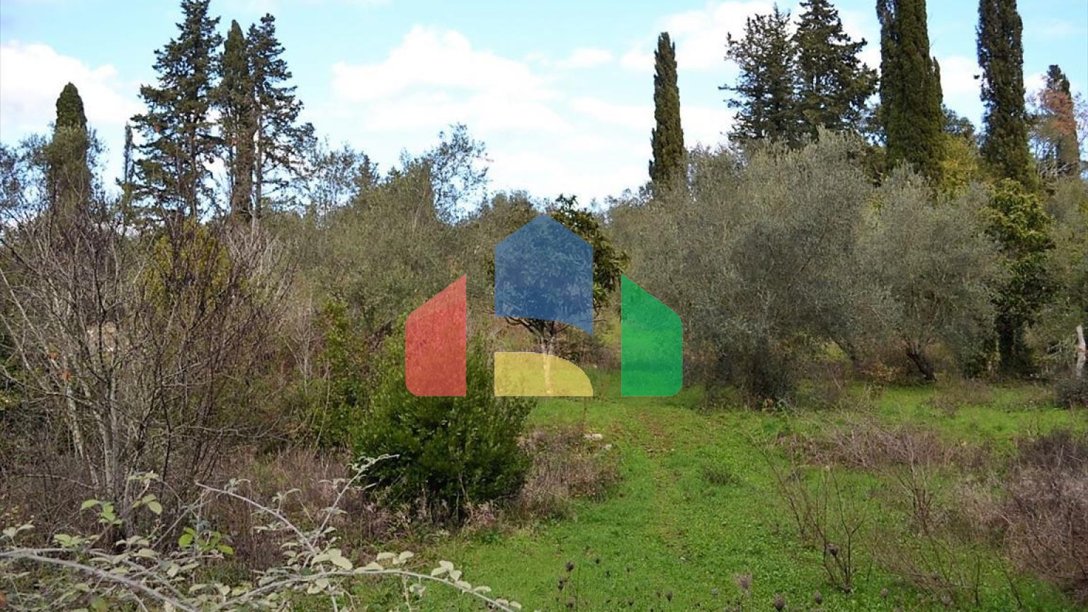 Продаж - Земельна ділянка 20000 m² на о. Корфу