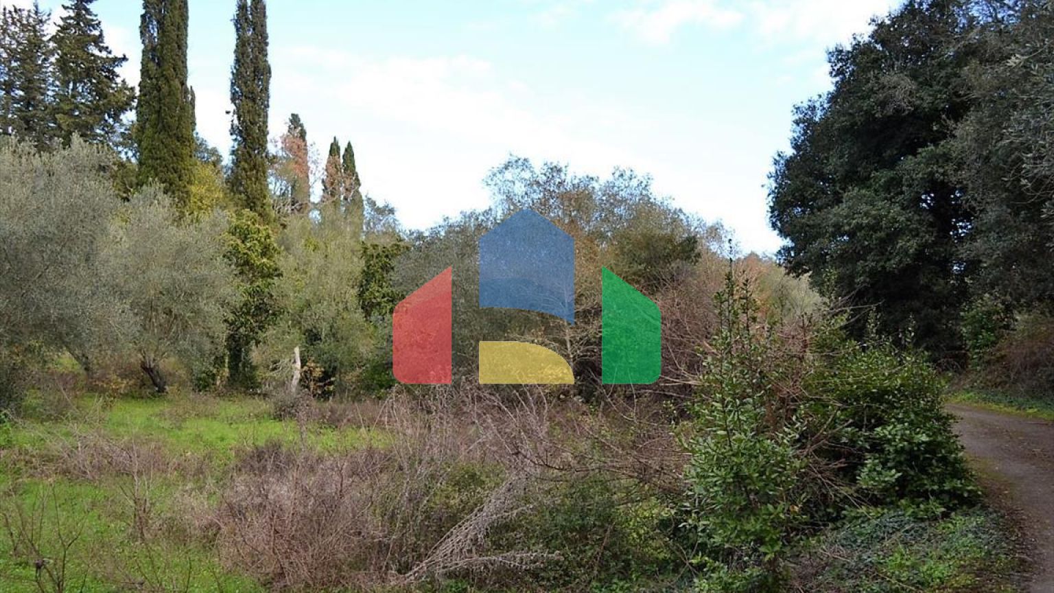 Продаж - Земельна ділянка 20000 m² на о. Корфу