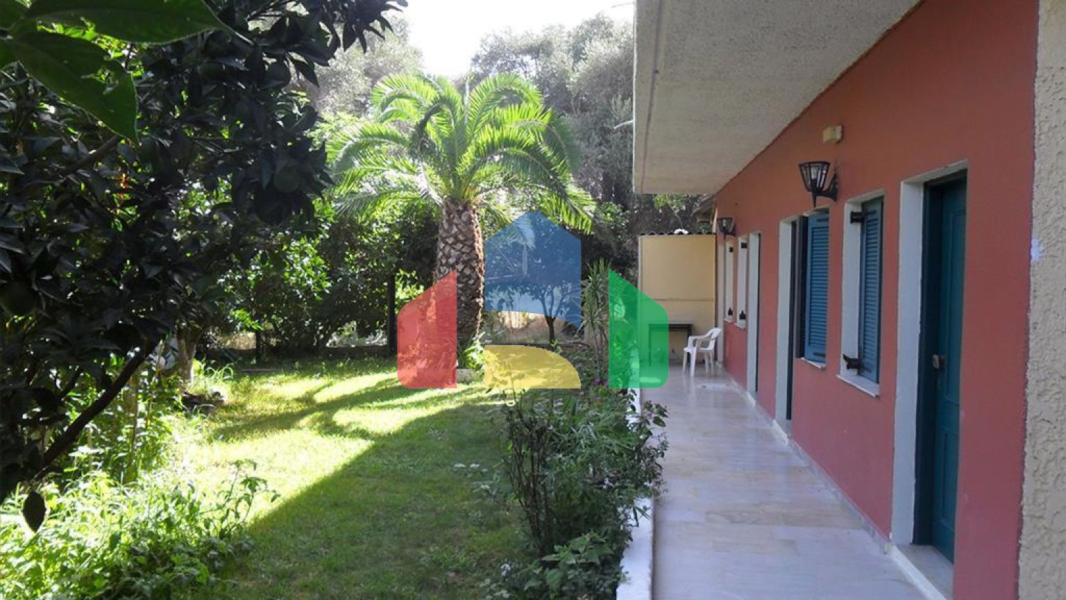 Продажа - Гостиница 1030 m² на о. Корфу