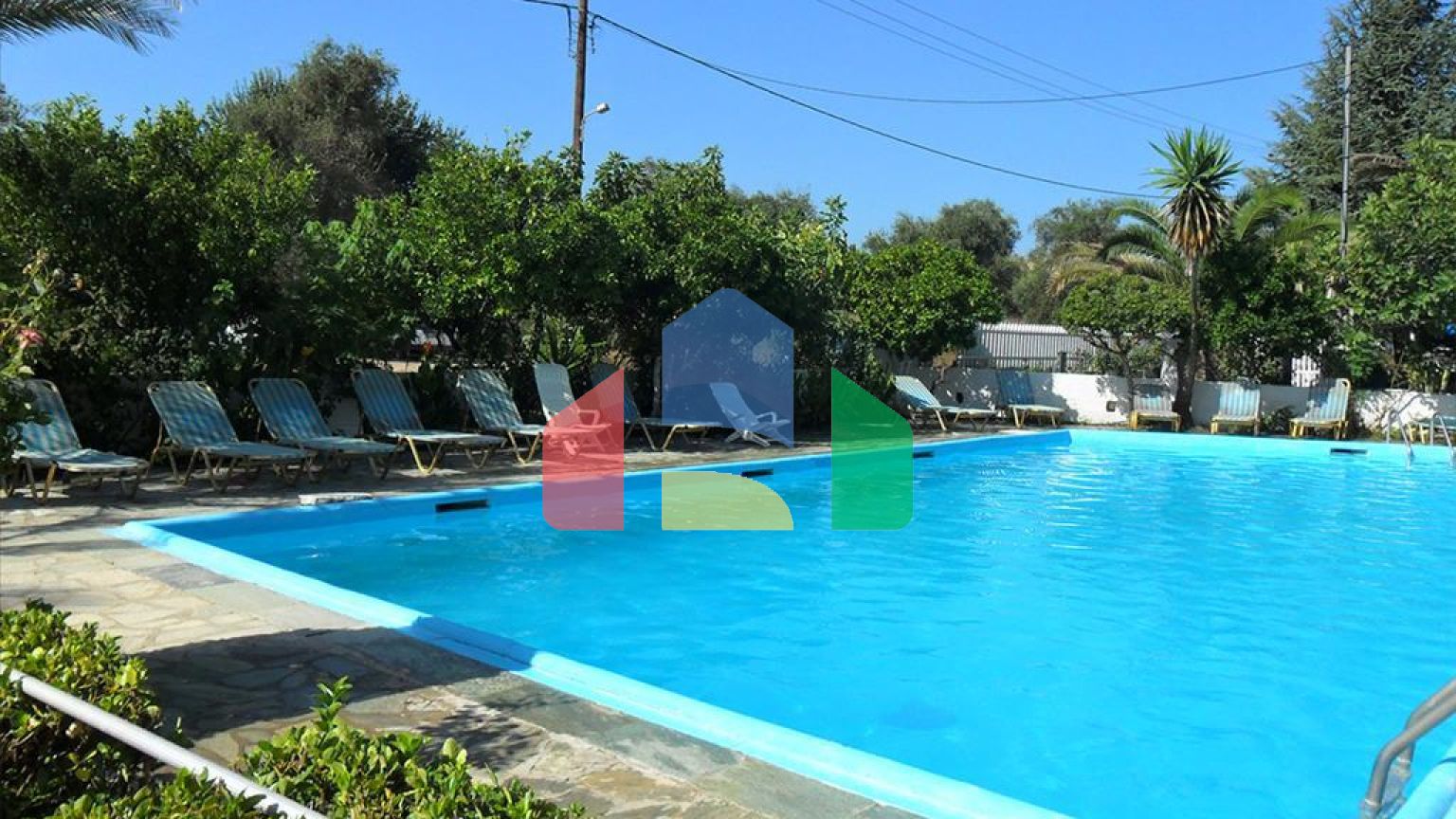 Продажа - Гостиница 1030 m² на о. Корфу