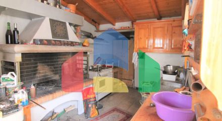 Продаж - Котедж 236 m² на о. Корфу
