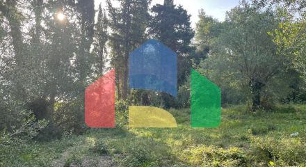 Продаж - Земельна ділянка 3321 m² на о. Корфу