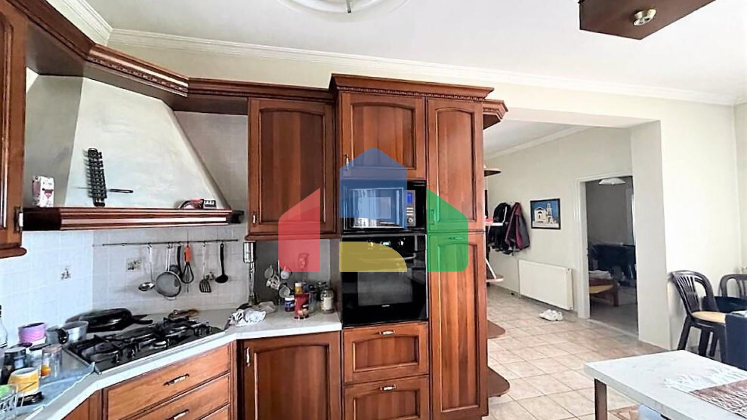 Продаж - Котедж 270 m² на о. Корфу