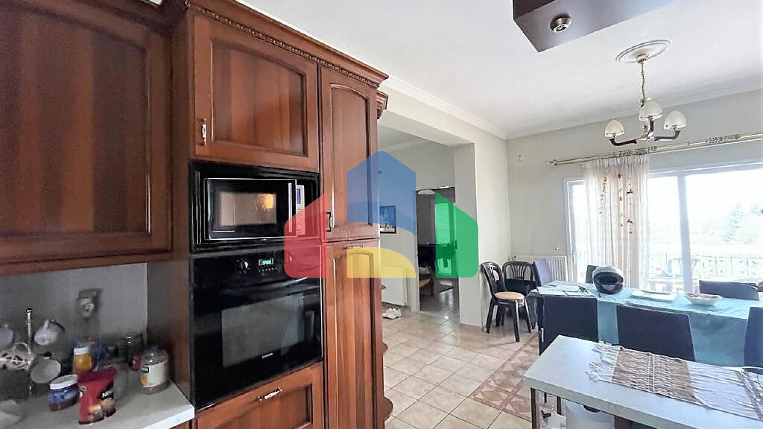 Продаж - Котедж 270 m² на о. Корфу