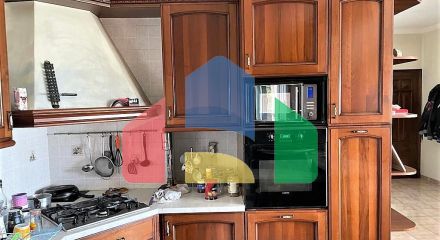 Продаж - Котедж 270 m² на о. Корфу