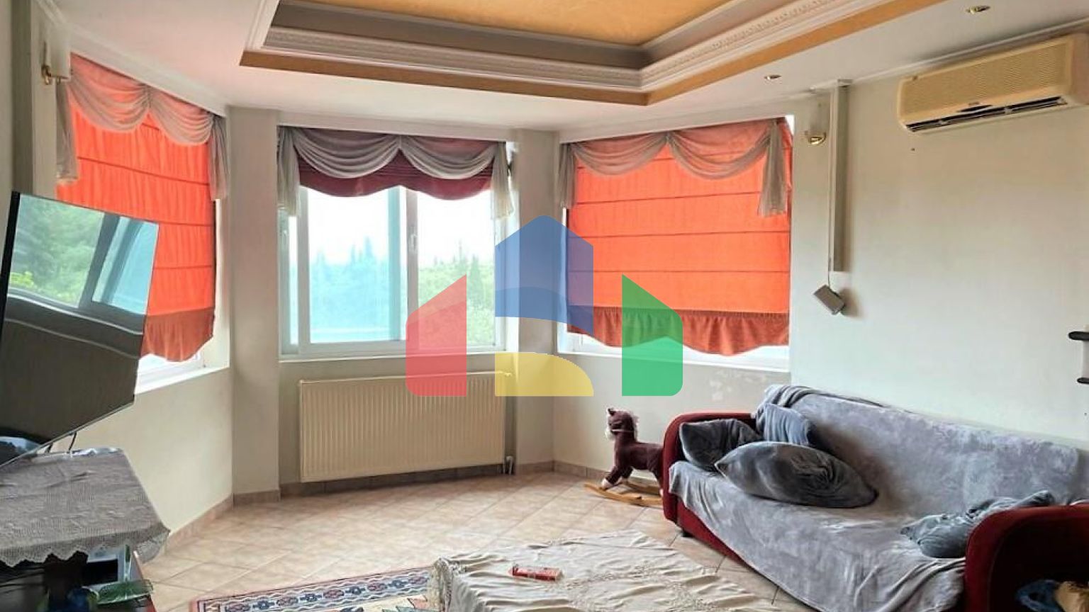 Продаж - Котедж 270 m² на о. Корфу