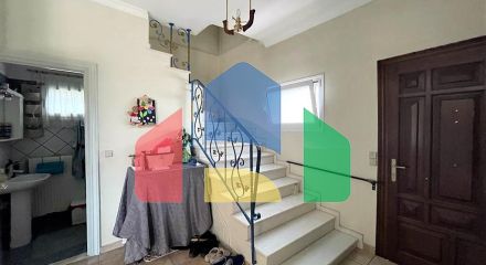 Продаж - Котедж 270 m² на о. Корфу