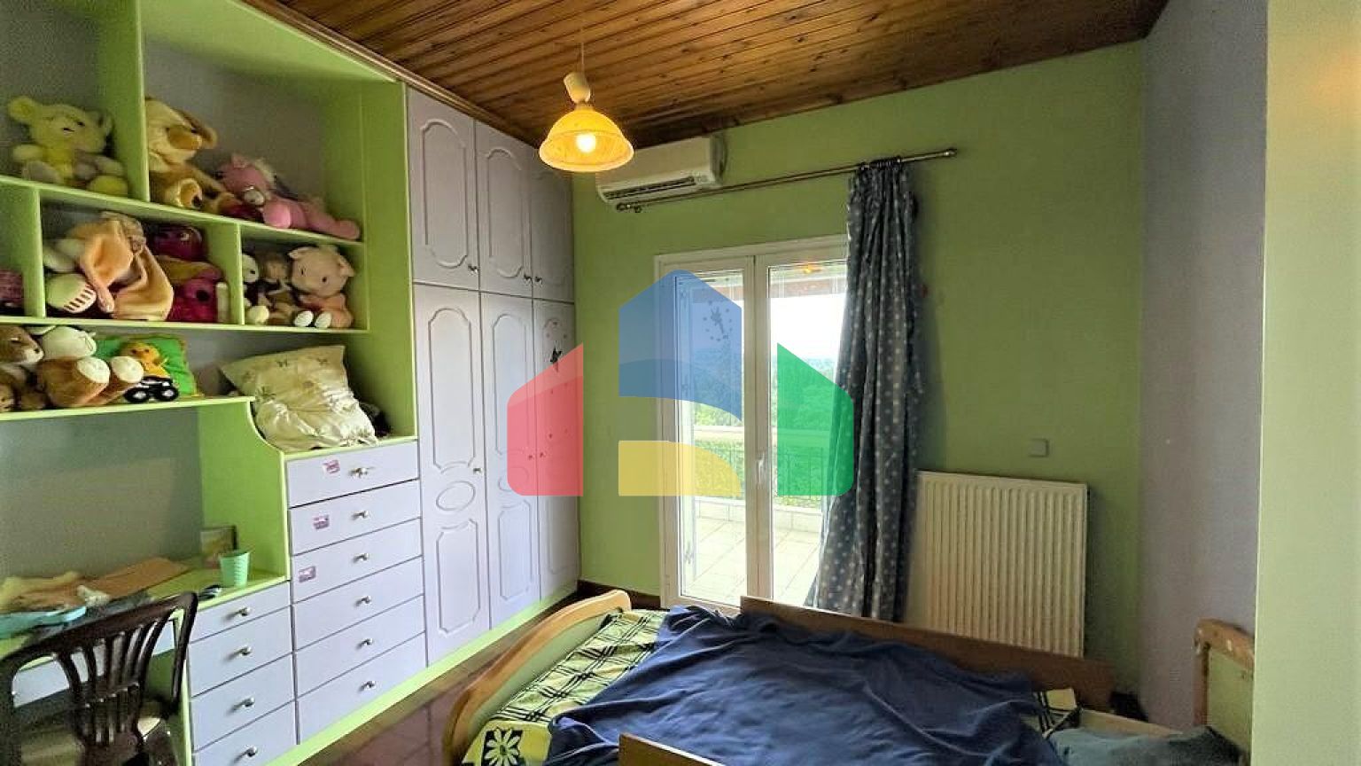 Продаж - Котедж 270 m² на о. Корфу