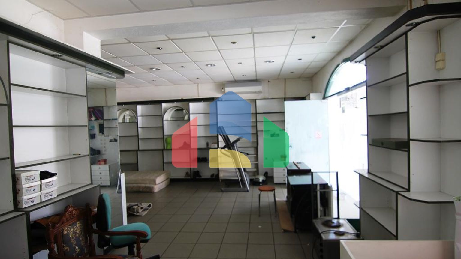 Продаж - Бізнес 1000 m² на о. Корфу