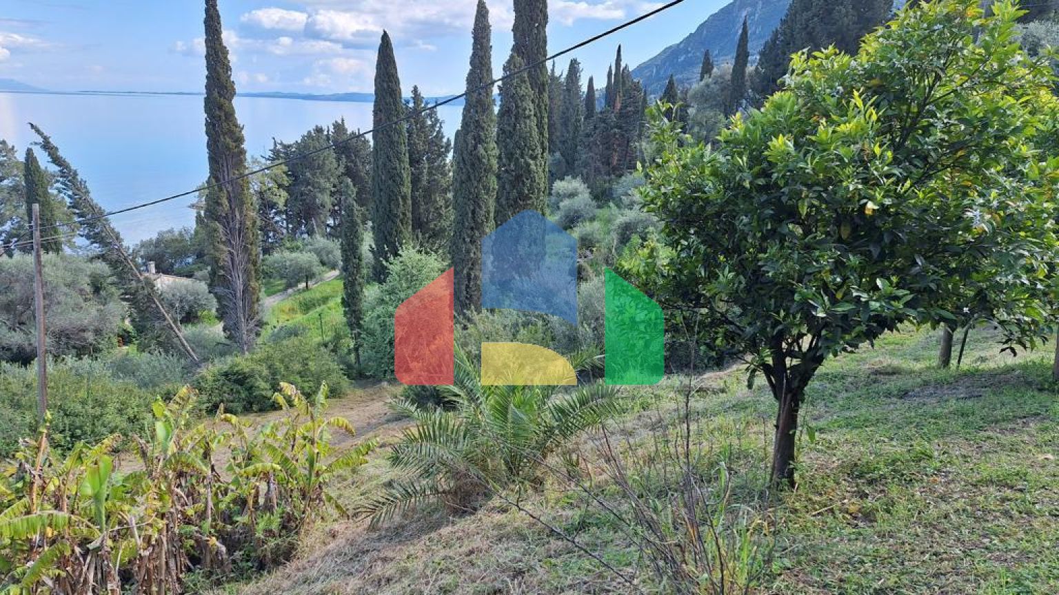 Продаж - Котедж 150 m² на о. Корфу