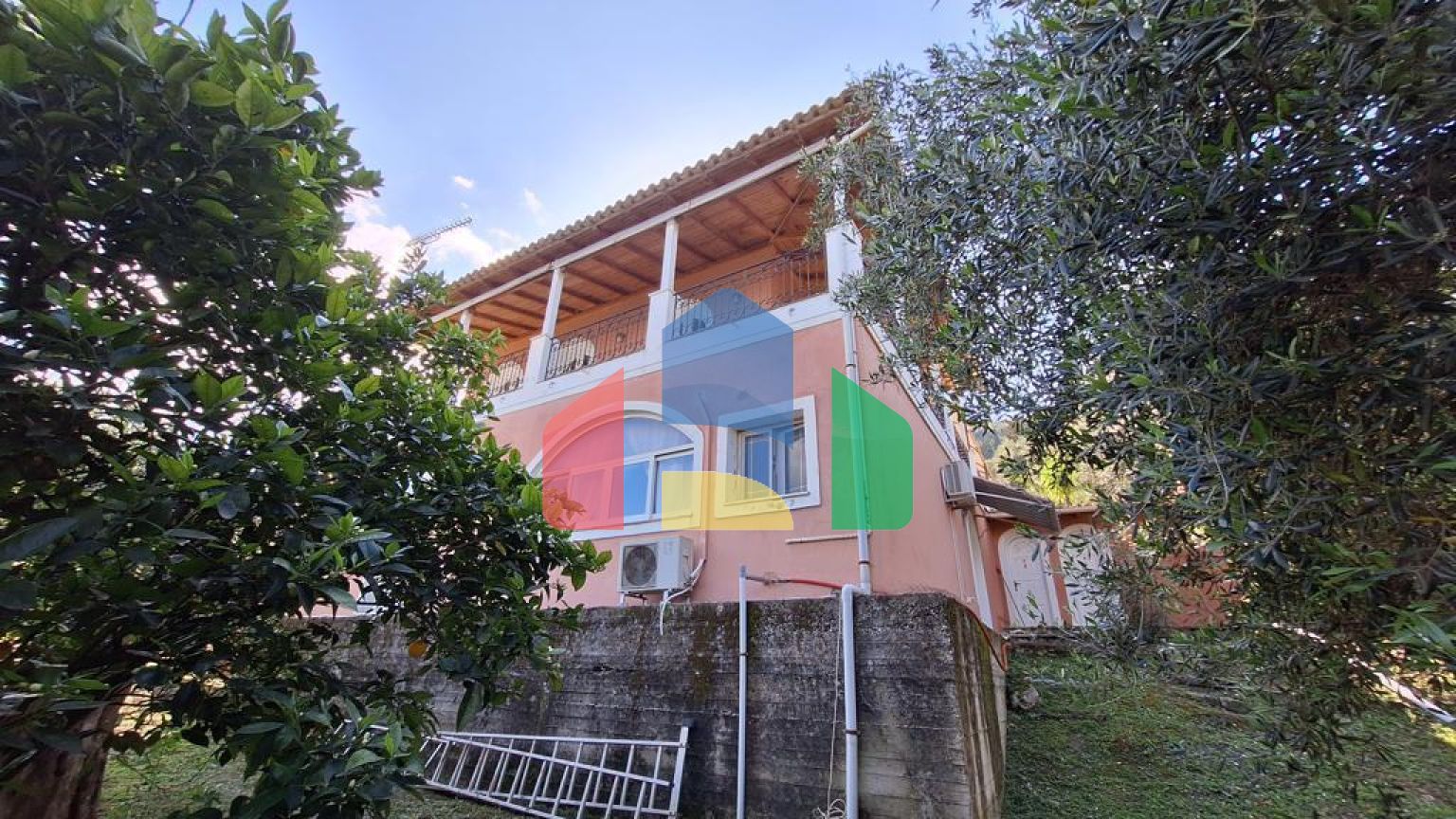 Продаж - Котедж 150 m² на о. Корфу