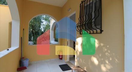 Продажа - Гостиница 175 m² на о. Корфу