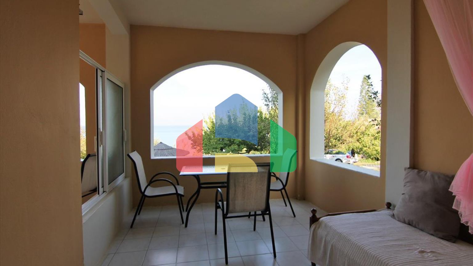 Продажа - Гостиница 175 m² на о. Корфу