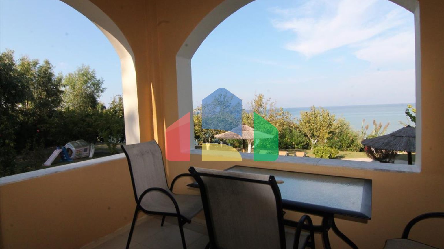 Продажа - Гостиница 175 m² на о. Корфу