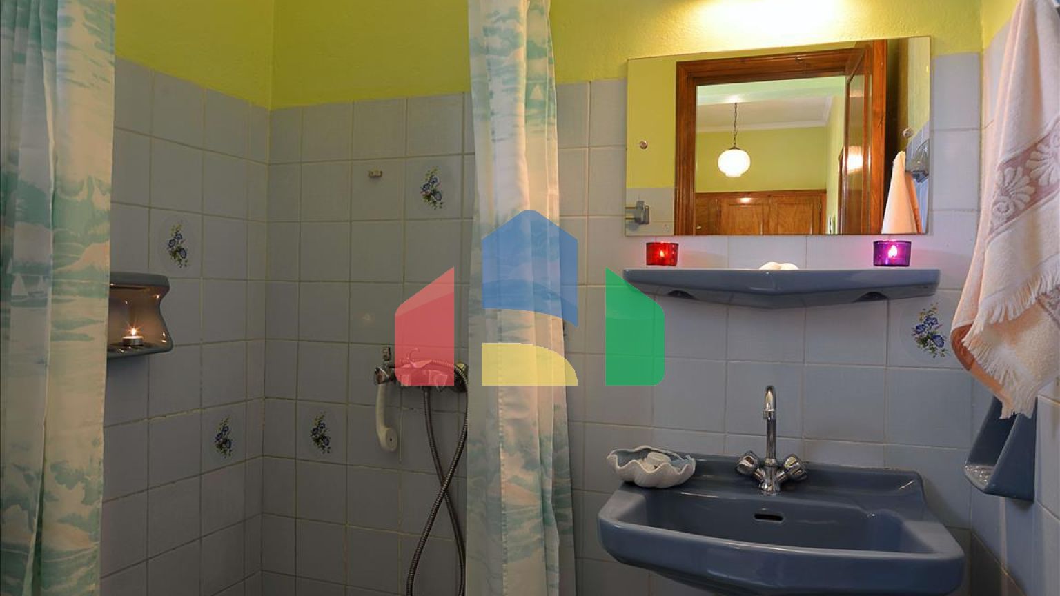 Продаж - Готель 400 m² на о. Корфу