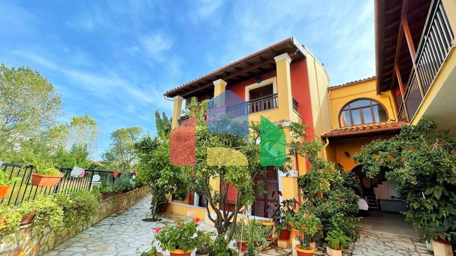 Продаж - Готель 400 m² на о. Корфу